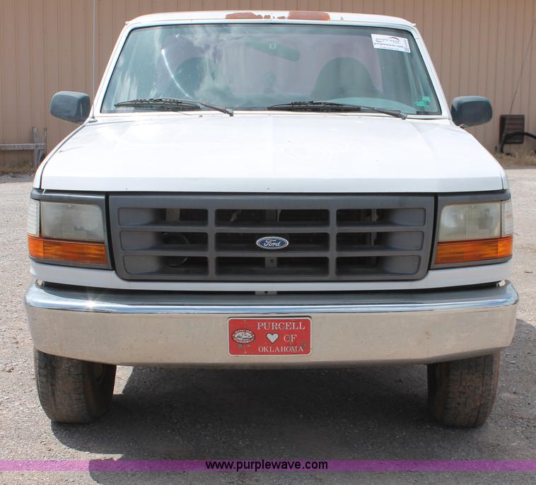 image for item H5658 1997 Ford F250 HD SuperCab pickup truck