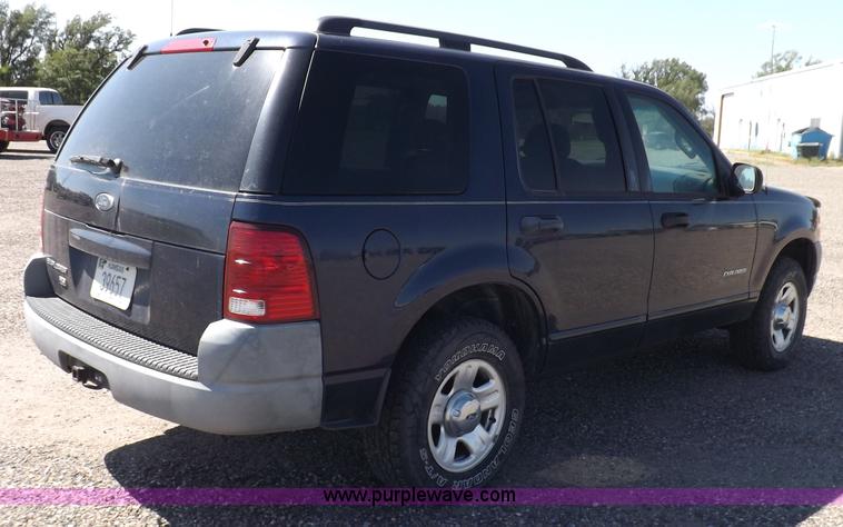 image for item H9118 2002 Ford Explorer SUV