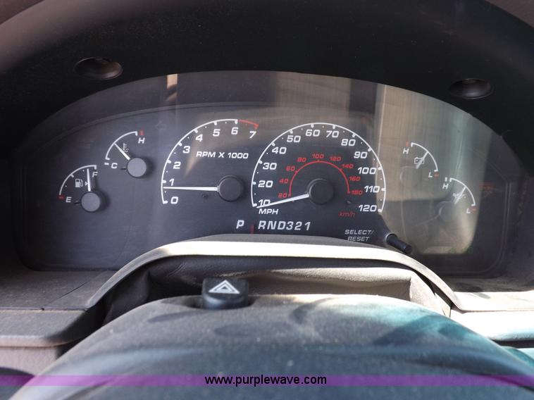 image for item H9118 2002 Ford Explorer SUV