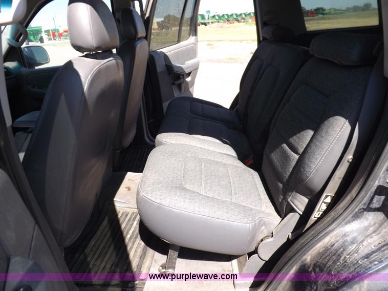 image for item H9118 2002 Ford Explorer SUV