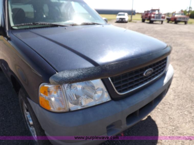 image for item H9118 2002 Ford Explorer SUV