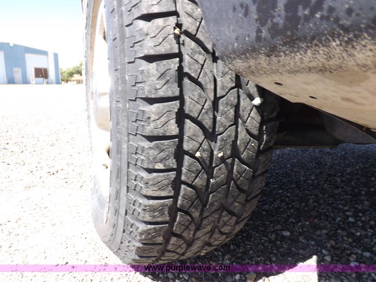 image for item H9118 2002 Ford Explorer SUV