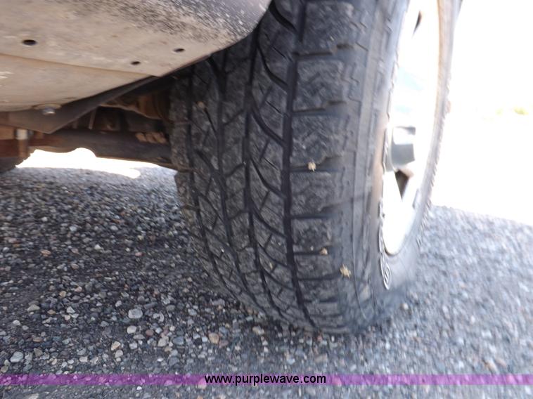 image for item H9118 2002 Ford Explorer SUV