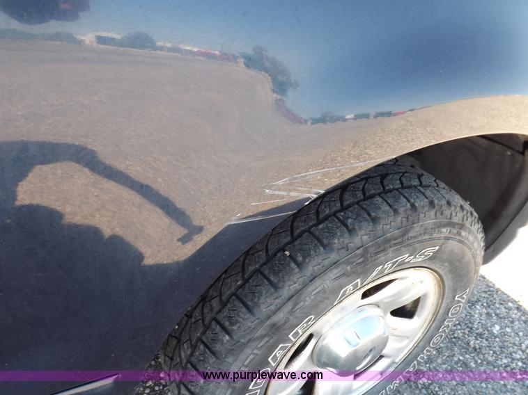 image for item H9118 2002 Ford Explorer SUV