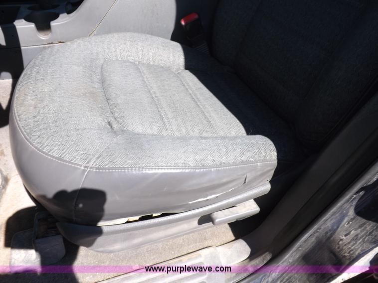 image for item H9118 2002 Ford Explorer SUV