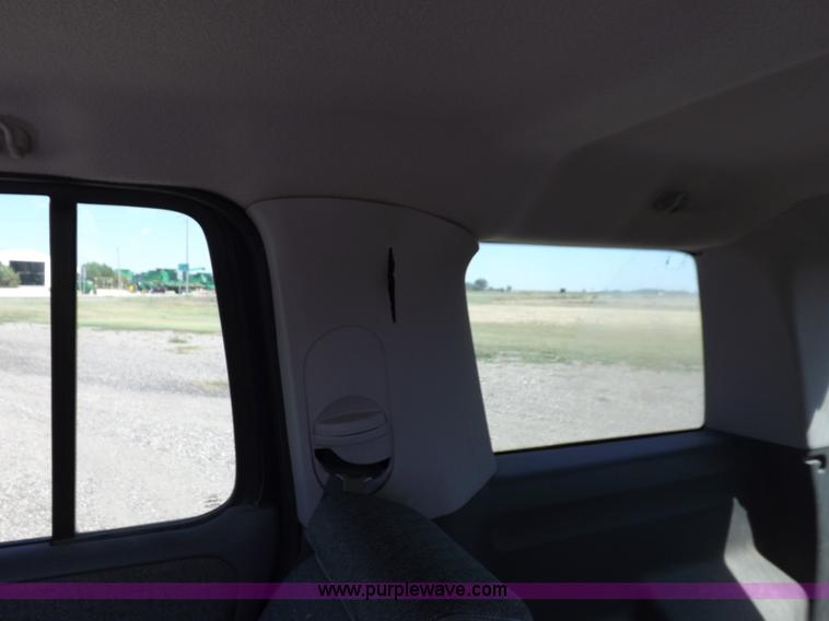 image for item H9118 2002 Ford Explorer SUV