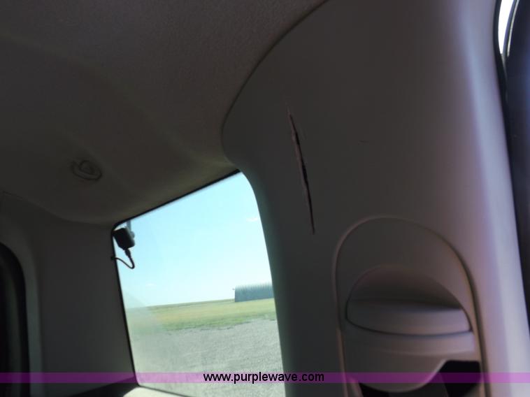 image for item H9118 2002 Ford Explorer SUV