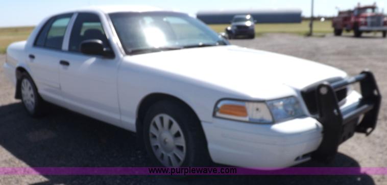 image for item H9119 2008 Ford Crown Victoria Police Interceptor