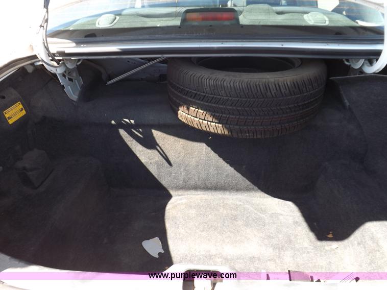 image for item H9119 2008 Ford Crown Victoria Police Interceptor