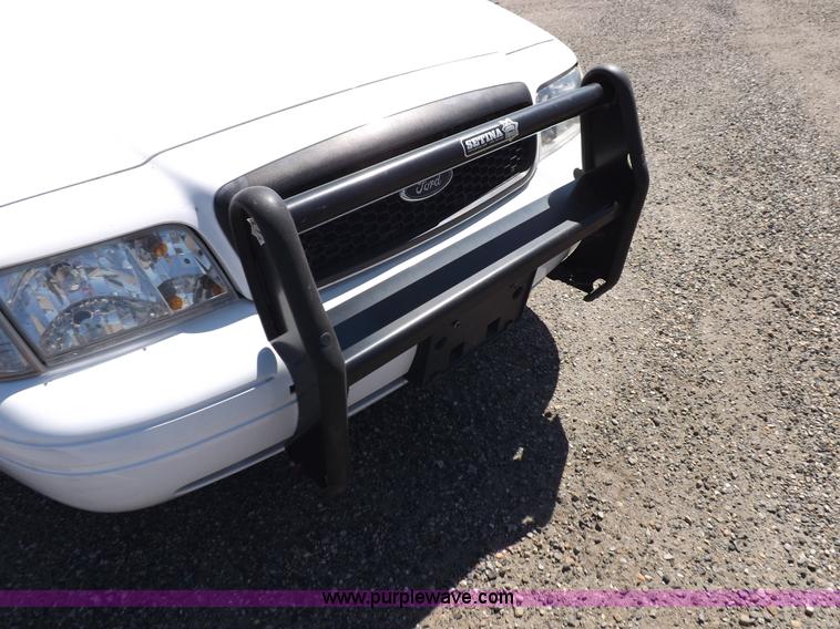image for item H9119 2008 Ford Crown Victoria Police Interceptor
