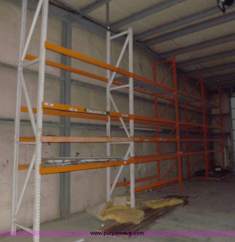 image for item H9125 Assorted pallet racking