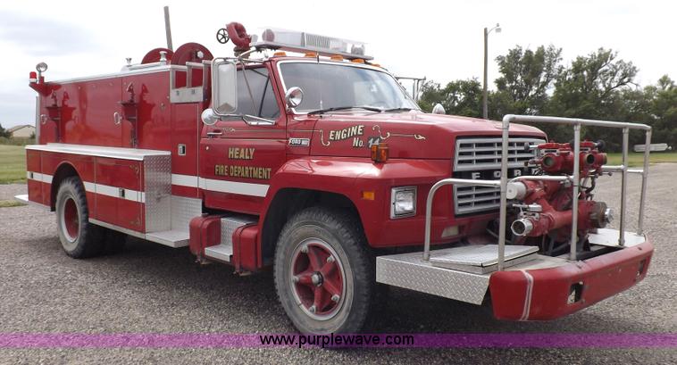 image for item H9126 1980 Ford F700 fire truck