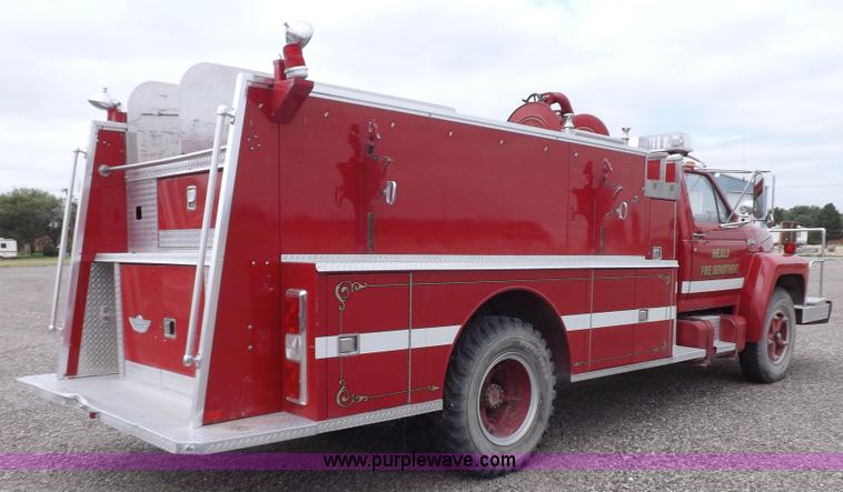 image for item H9126 1980 Ford F700 fire truck