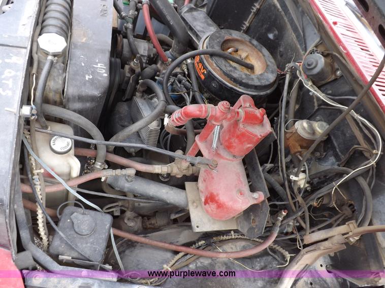 image for item H9126 1980 Ford F700 fire truck