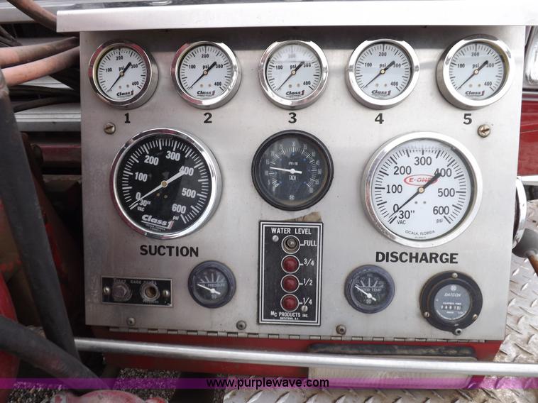 image for item H9126 1980 Ford F700 fire truck