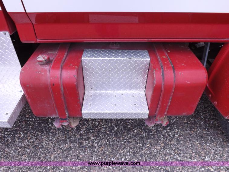 image for item H9126 1980 Ford F700 fire truck