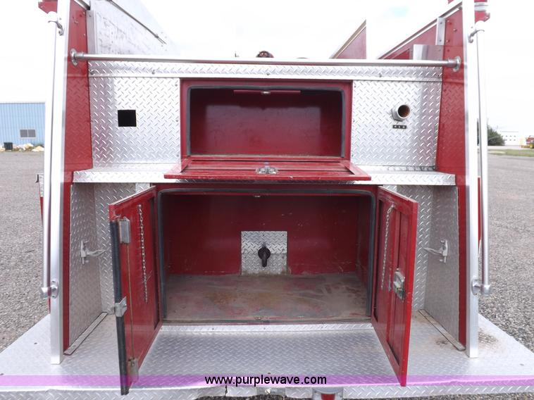image for item H9126 1980 Ford F700 fire truck