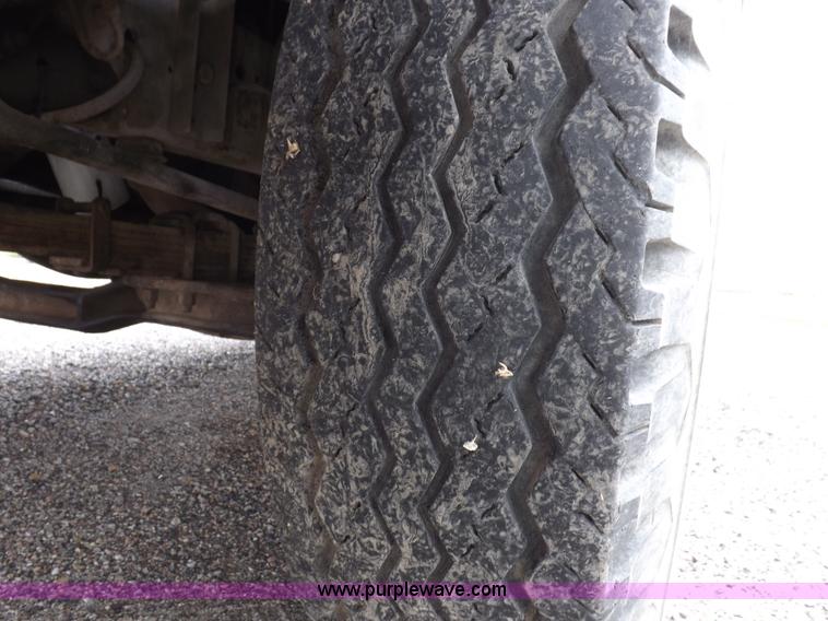 image for item H9126 1980 Ford F700 fire truck