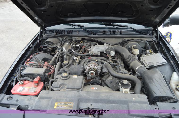 image for item I2979 2010 Ford Crown Victoria Police Interceptor