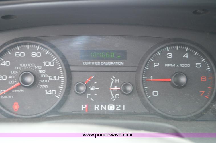 image for item I2979 2010 Ford Crown Victoria Police Interceptor