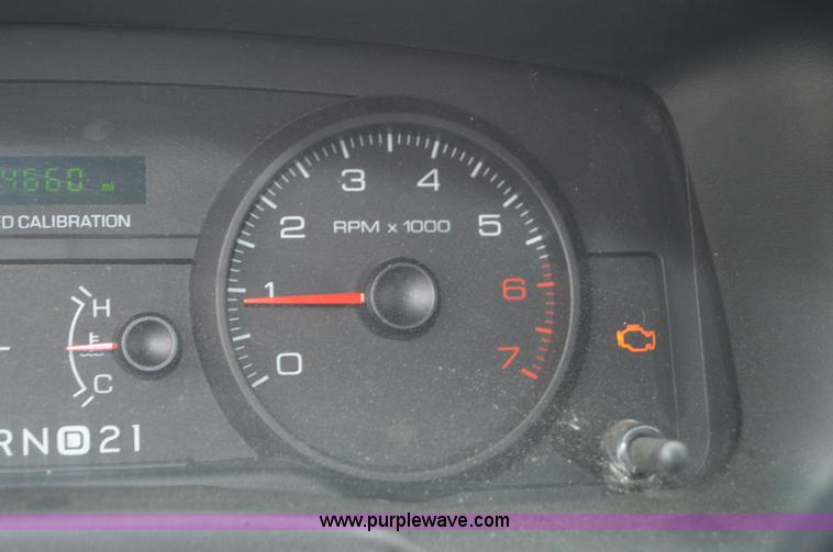 image for item I2979 2010 Ford Crown Victoria Police Interceptor