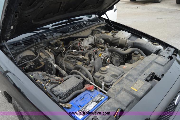 image for item I2980 2010 Ford Crown Victoria Police Interceptor