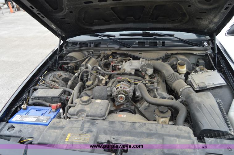 image for item I2980 2010 Ford Crown Victoria Police Interceptor