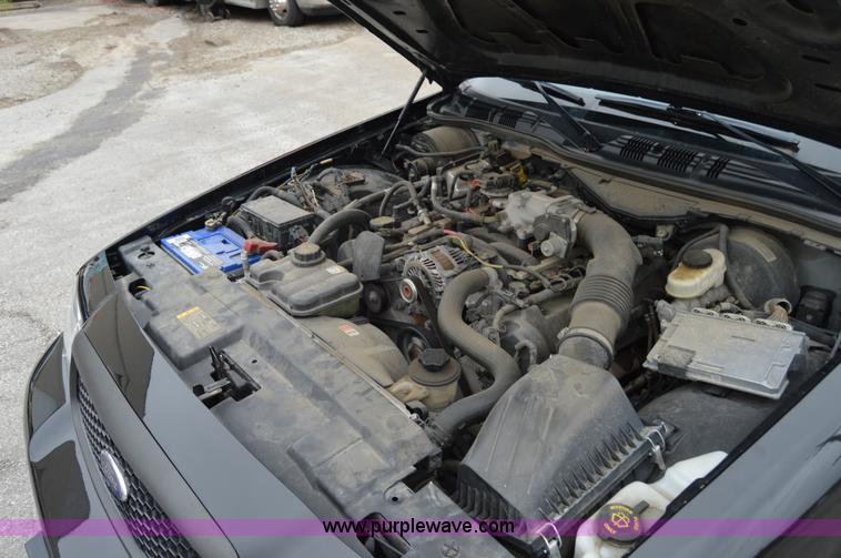 image for item I2980 2010 Ford Crown Victoria Police Interceptor