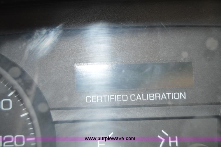 image for item I2980 2010 Ford Crown Victoria Police Interceptor