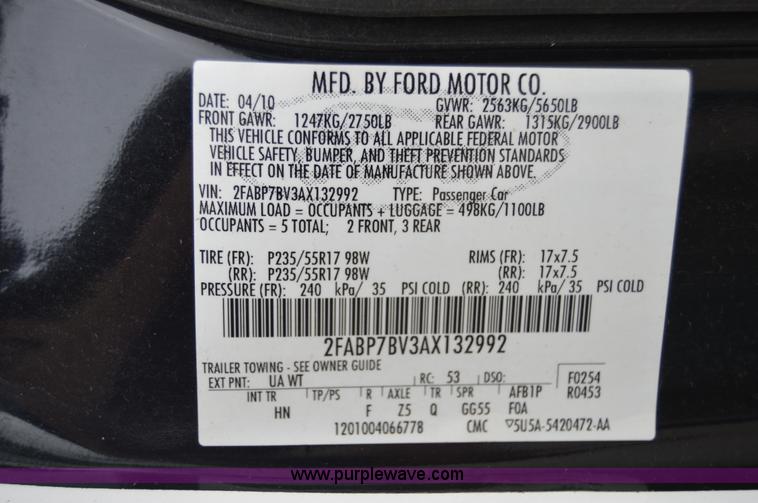 image for item I2980 2010 Ford Crown Victoria Police Interceptor