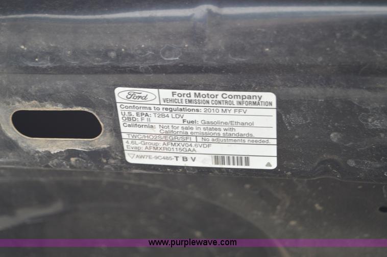 image for item I2981 2010 Ford Crown Victoria Police Interceptor