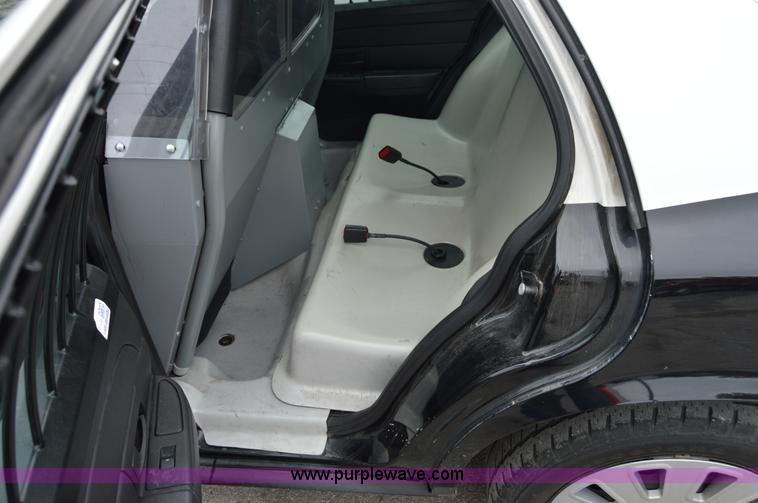 image for item I2981 2010 Ford Crown Victoria Police Interceptor
