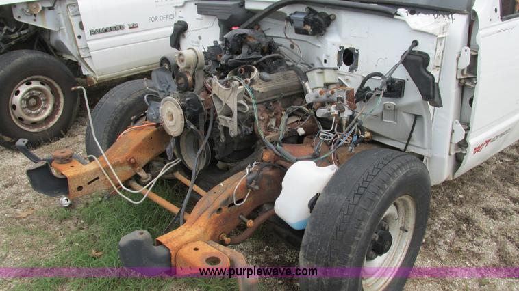 image for item I3228 1990 Chevrolet Cheyenne 1500 pickup truck