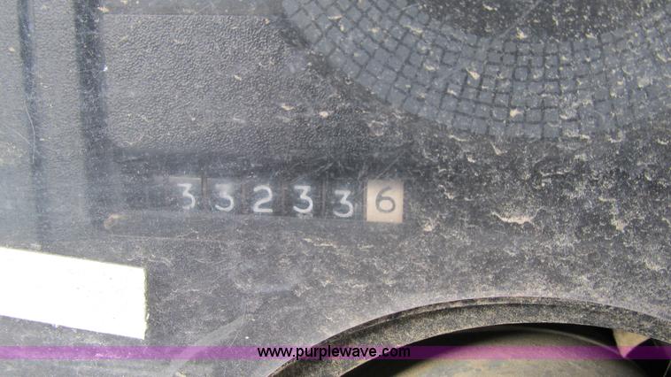 image for item I3228 1990 Chevrolet Cheyenne 1500 pickup truck