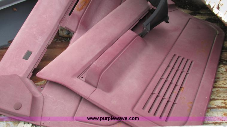 image for item I3228 1990 Chevrolet Cheyenne 1500 pickup truck