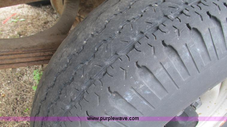 image for item I3228 1990 Chevrolet Cheyenne 1500 pickup truck