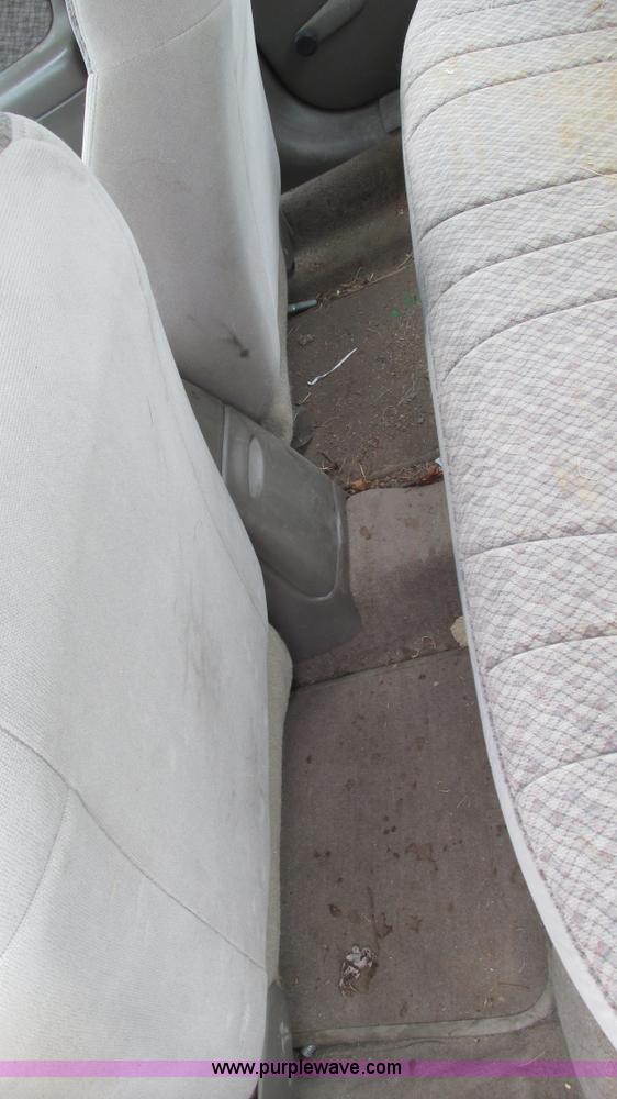 image for item I3230 2000 Chevrolet Malibu