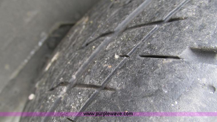 image for item I3230 2000 Chevrolet Malibu