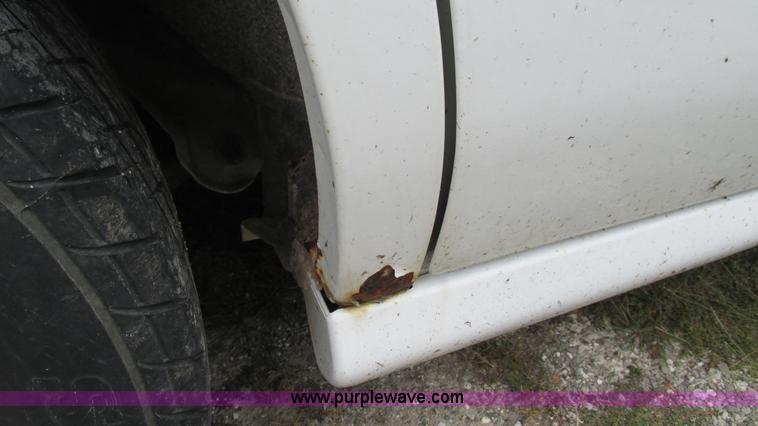 image for item I3230 2000 Chevrolet Malibu