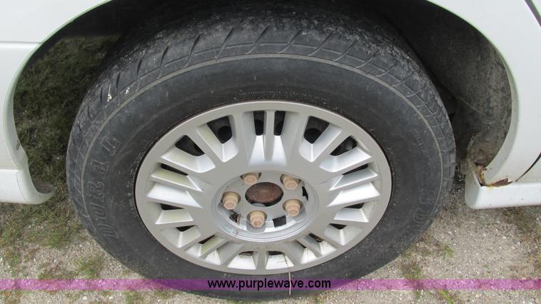 image for item I3230 2000 Chevrolet Malibu