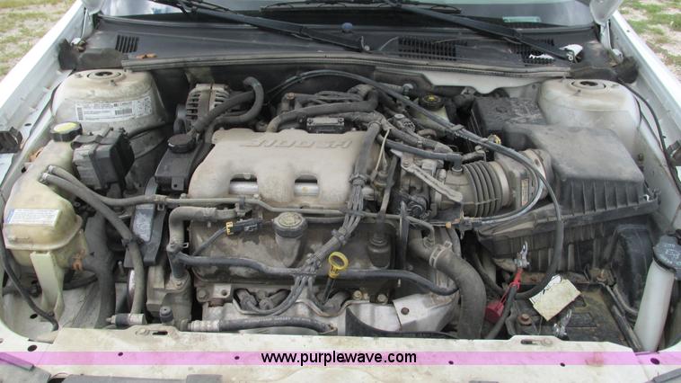 image for item I3230 2000 Chevrolet Malibu