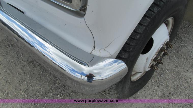 image for item I3231 1989 Ford Econoline E350 van