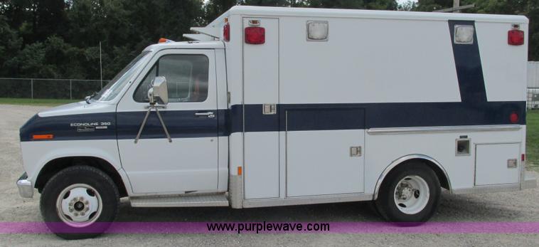 image for item I3231 1989 Ford Econoline E350 van