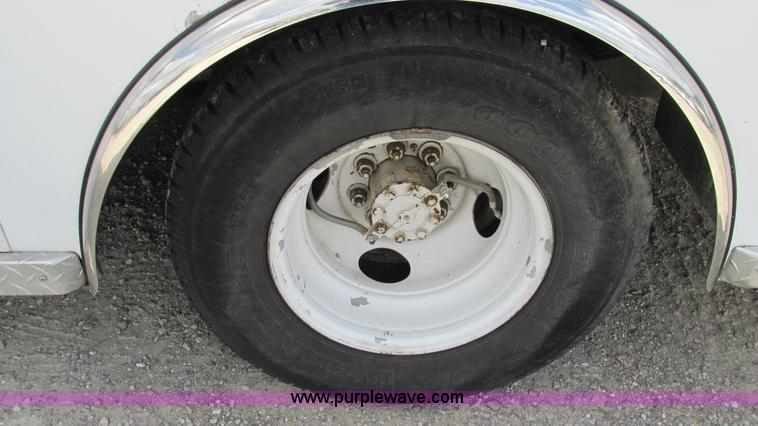 image for item I3231 1989 Ford Econoline E350 van