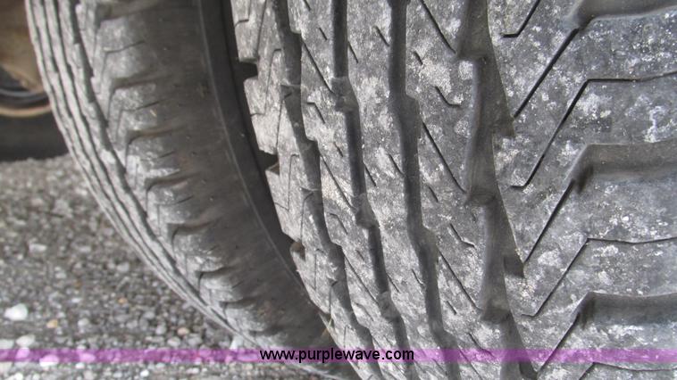 image for item I3231 1989 Ford Econoline E350 van