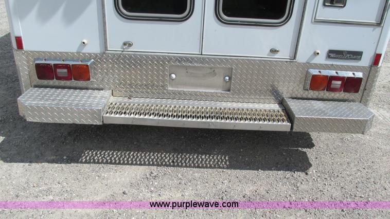 image for item I3231 1989 Ford Econoline E350 van