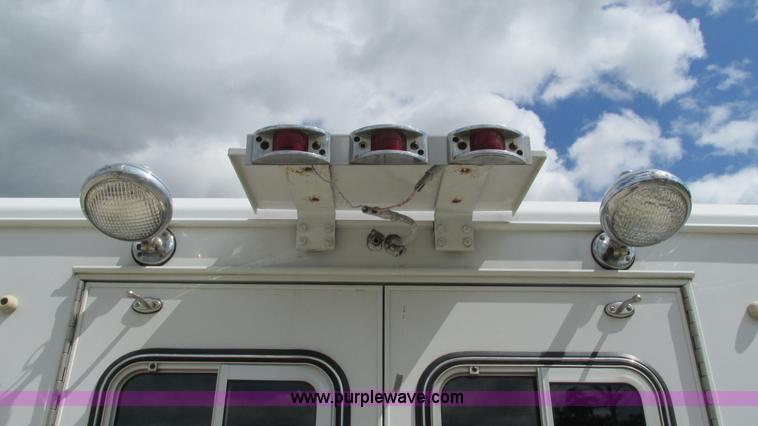 image for item I3231 1989 Ford Econoline E350 van