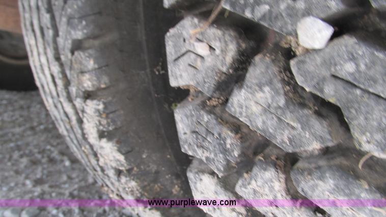 image for item I3231 1989 Ford Econoline E350 van