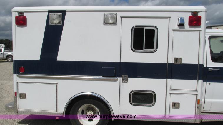 image for item I3231 1989 Ford Econoline E350 van