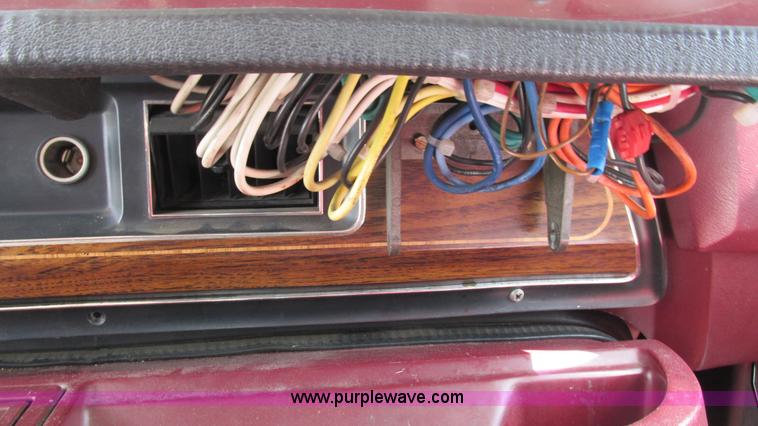 image for item I3231 1989 Ford Econoline E350 van